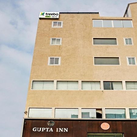 Treebo Trend Gupta Inn Varanasi Exteriör bild