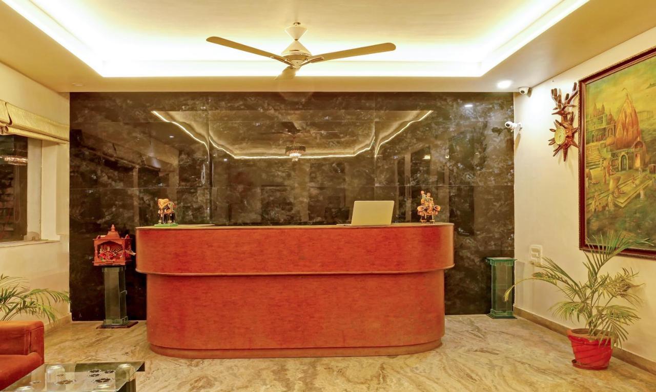 Treebo Trend Gupta Inn Varanasi Exteriör bild