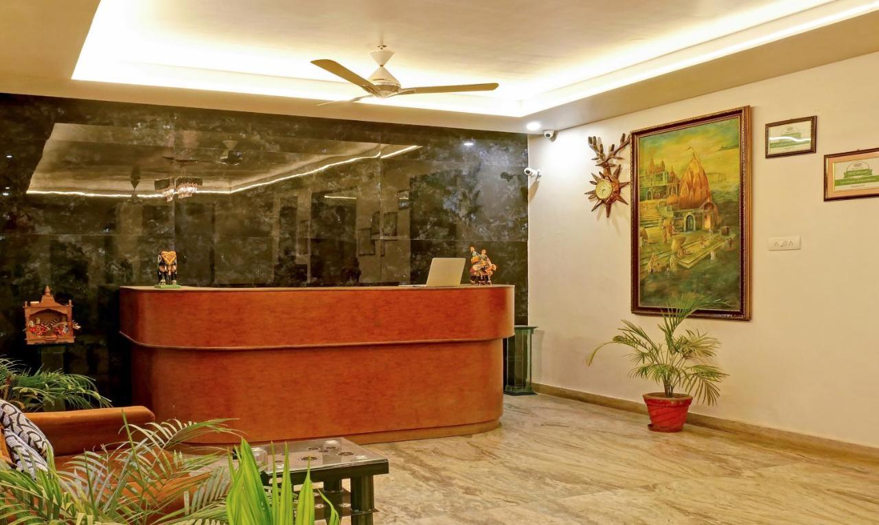 Treebo Trend Gupta Inn Varanasi Exteriör bild