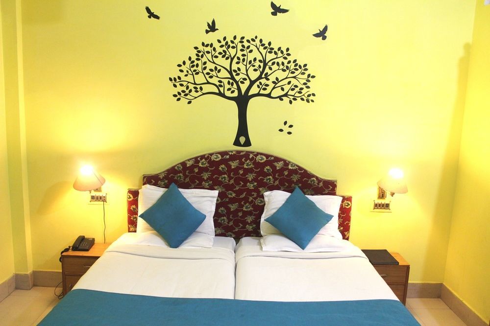 Treebo Trend Gupta Inn Varanasi Exteriör bild
