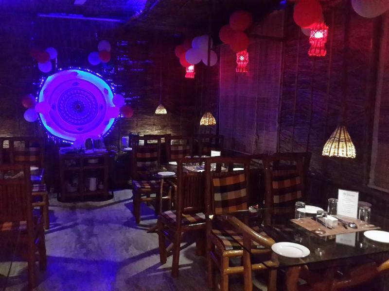 Treebo Trend Gupta Inn Varanasi Exteriör bild
